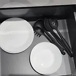 Burgund 2 Pokojowy Z Ogródkiem Lub Ze Wspólną Kuchnią I łazienką Apartament *