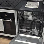 Burgund 2 Pokojowy Z Ogródkiem Lub Ze Wspólną Kuchnią I łazienką Apartament Warszawa