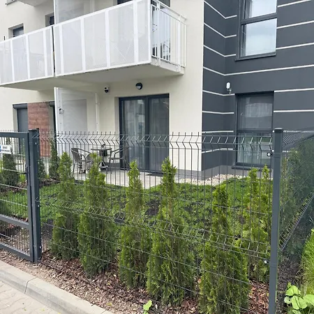 2 Pokojowy Z Ogrodkiem W Warszawie Apartment