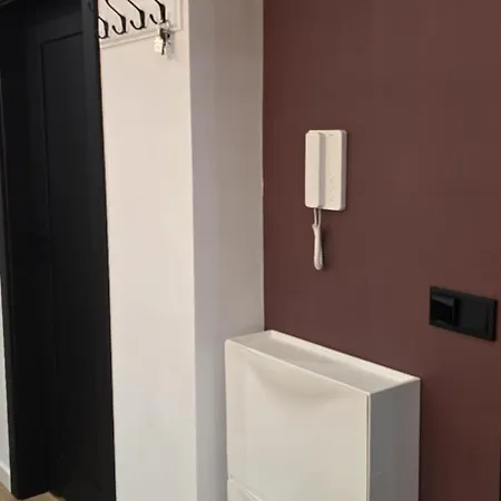 2 Pokojowy Z Ogrodkiem W Warszawie Apartment *