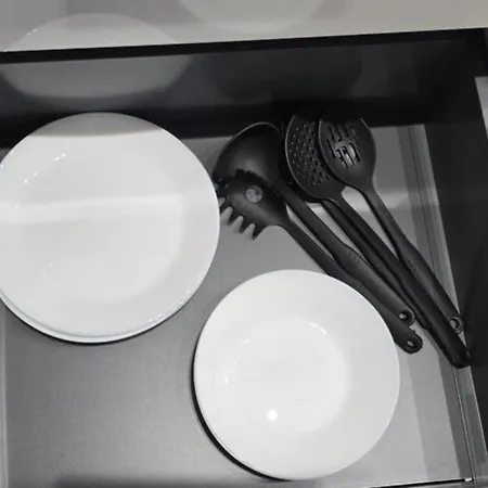 Burgund 2 Pokojowy Z Ogrodkiem Lub Ze Wspolna Kuchnia I Lazienka Appartement *