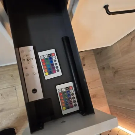 Burgund 2 Pokojowy Z Ogrodkiem Lub Ze Wspolna Kuchnia I Lazienka Appartement *