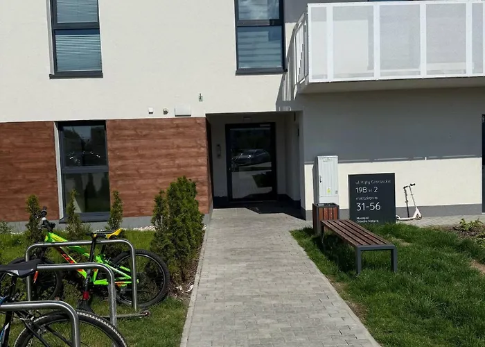 Burgund 2 Pokojowy Z Ogrodkiem Lub Ze Wspolna Kuchnia I Lazienka * Warschau